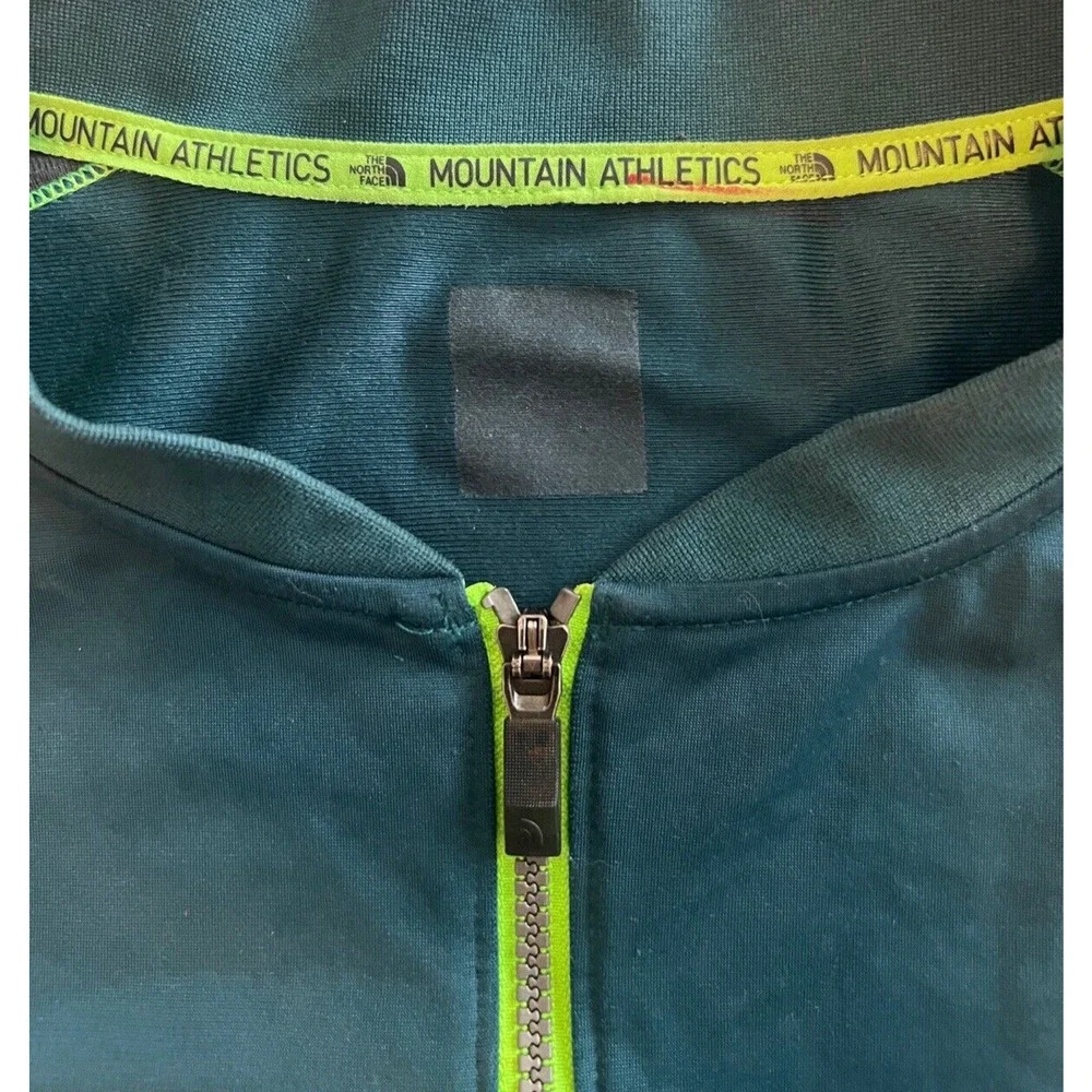 THE NORTH FACE Mountain Athletics Men's Large Track Jacket, Full Zip, Green/Blue